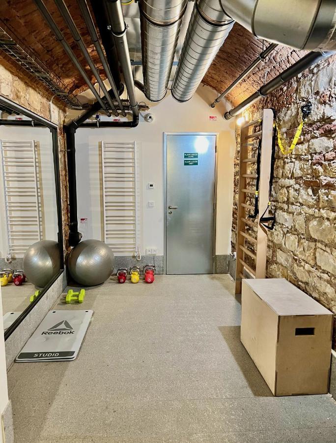 Apartment Wabi Sabi Nest W/ Garage Prague